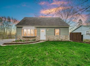 773 Acadia Rd, Valparaiso, IN 46385