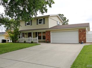5032 Darfield Ct, Saint Louis, MO 63128