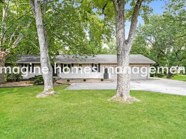5095 Som Center Rd, Solon, OH 44139