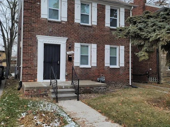 18945 Hartwell St, Detroit, MI 48235