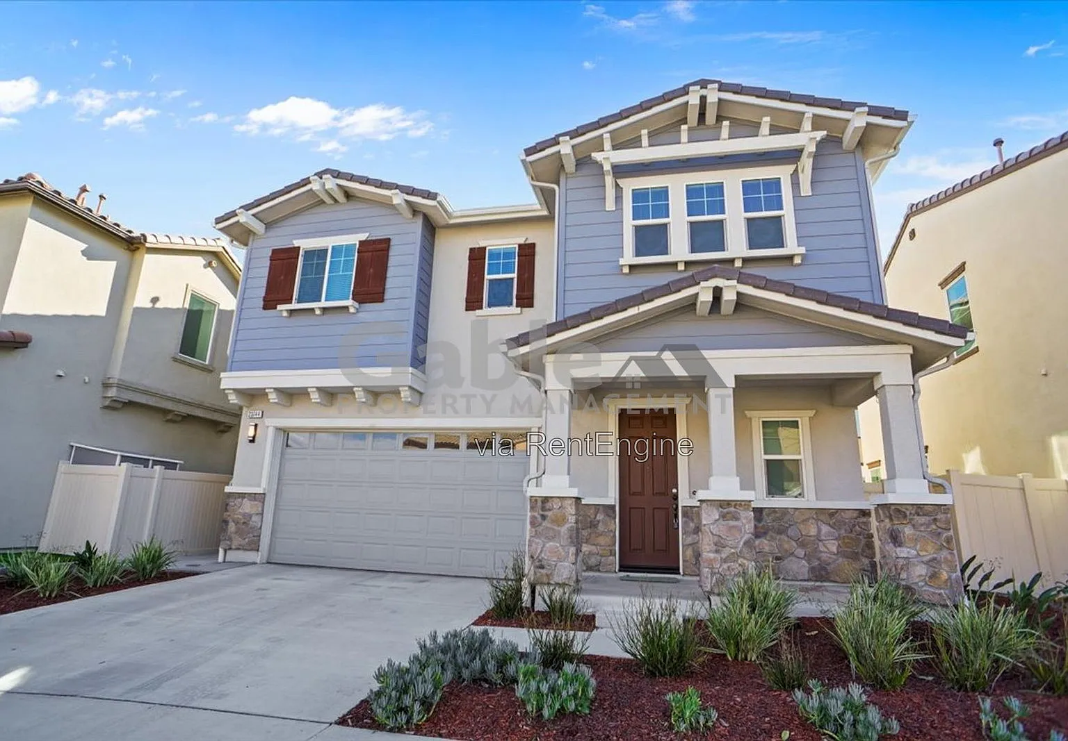 3 bed, 2.5 bath, 2196 sqft, $3,975 — Photo 1