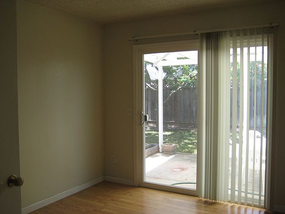 5th image of 1449 Elizabeth Dr