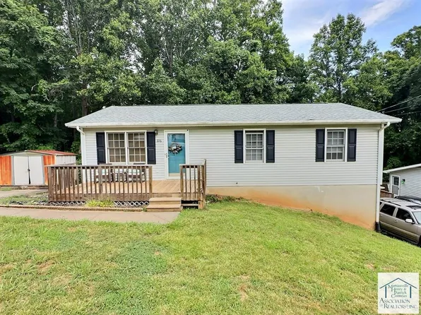 226 Forest Hill Dr, Collinsville, VA 24078