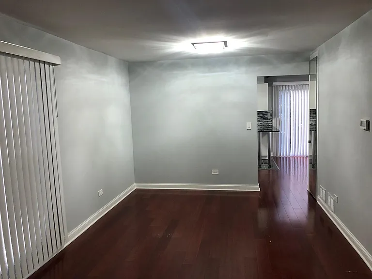 215 Stafford Dr — Photo 5