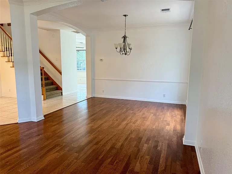 11112 Marden Ln — Photo 5