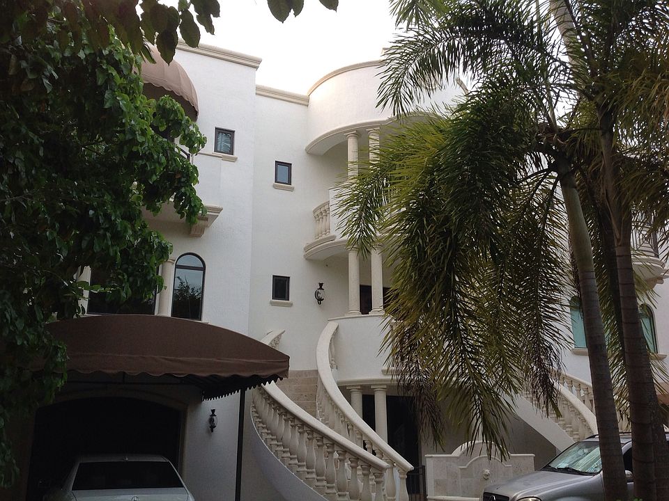 2nd image of 3812 Bayside Ct