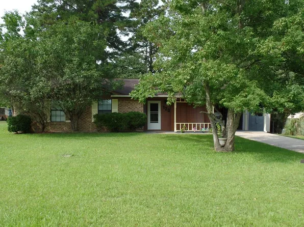 120 Texas St, Huntington, TX 75949