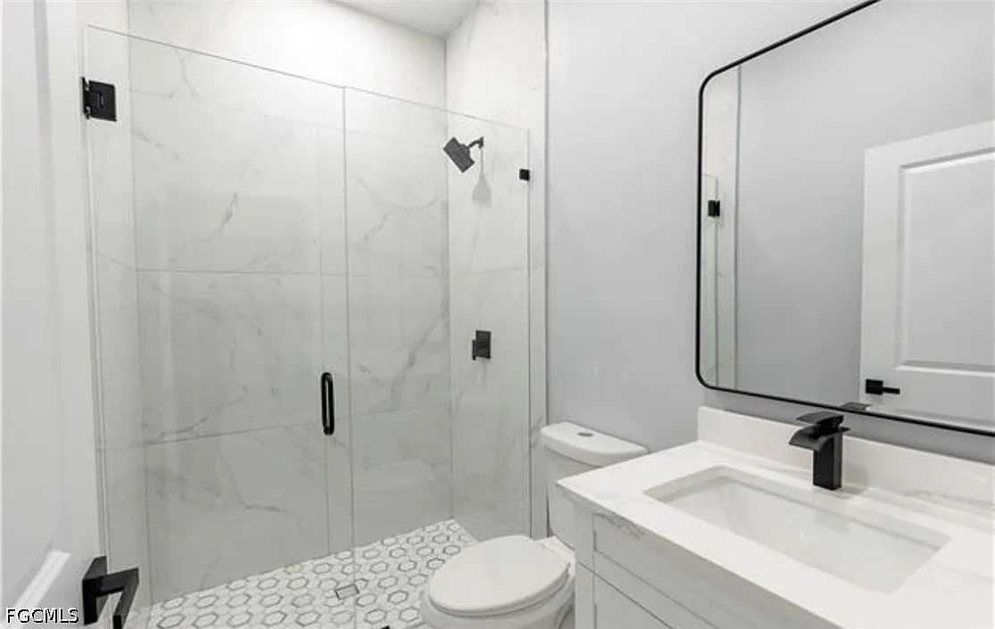 3 bed, 3.0 bath, 1057 sqft, $2,000 — Photo 4