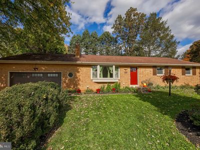 2183 Kolb Dr, Lancaster, PA, 17601