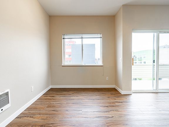 4th image of 1737 NW 56th St #1B-1Ba