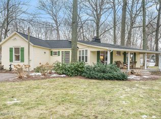 1357 Waukazoo Dr, Holland, MI