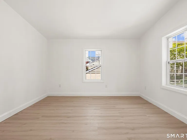 64 Soundview Ave #2 — Photo 17