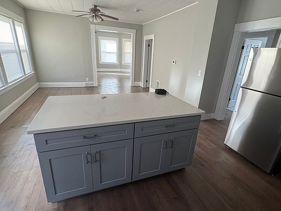2nd image of 64 Harbor Ave APT 2