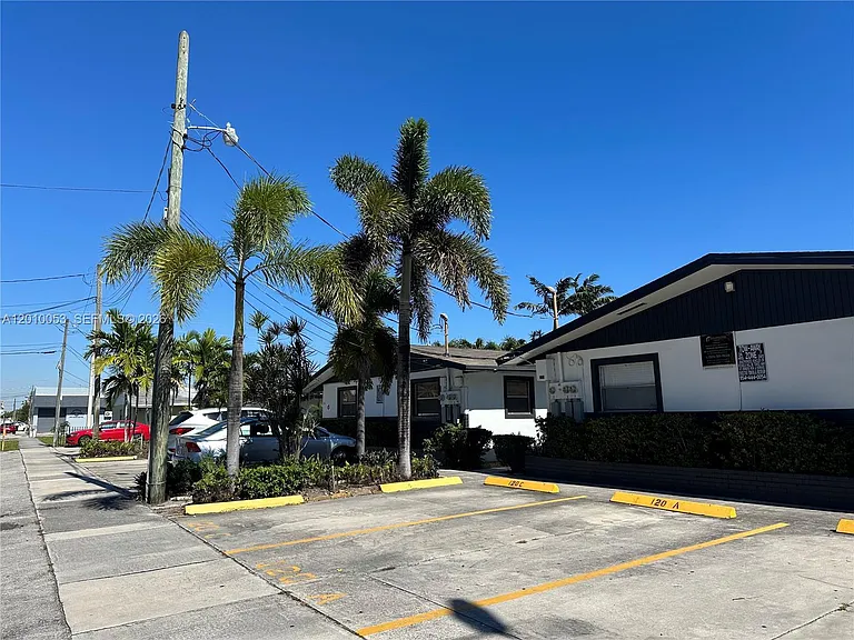 128 NW 2nd Ave #A — Photo 36