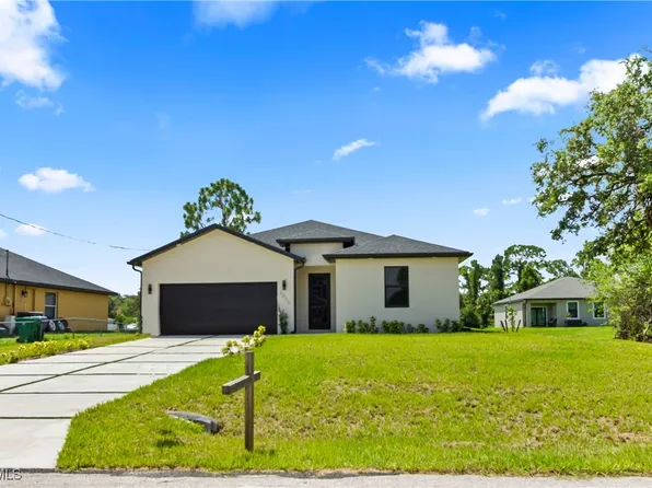 6010 Acorn Cir, Labelle, FL 33935