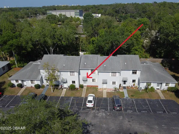 1304 Deer Springs Rd, Port Orange, FL 32129