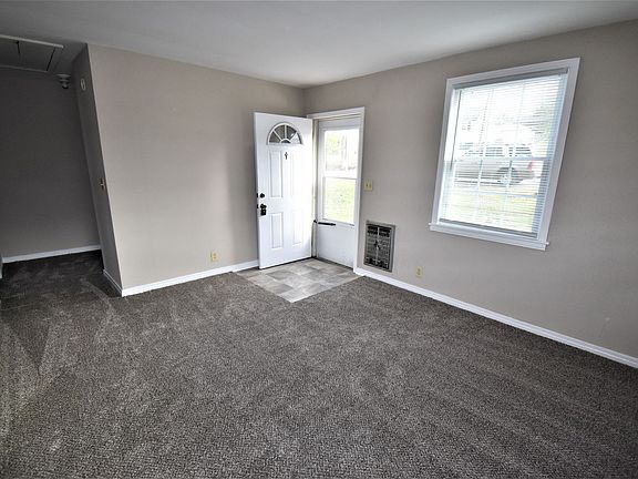3rd image of 936 Woody Hills Dr #938