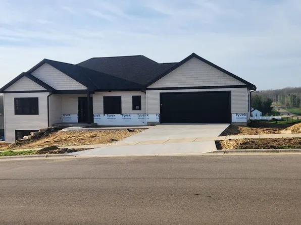 495 Foxfield Court, Oregon, WI 53575