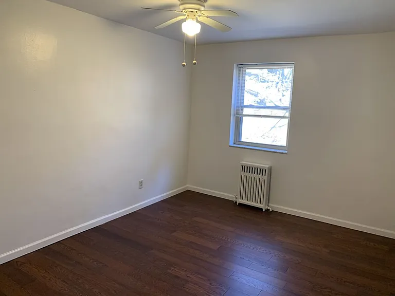 2355 Eldridge — Photo 32