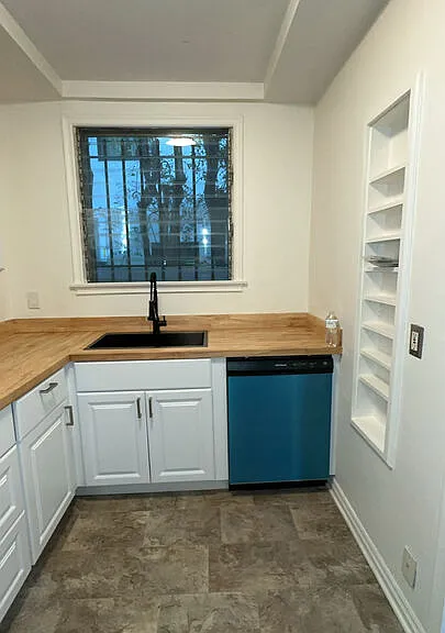 4950 Beverly Blvd #1/2 — Photo 7
