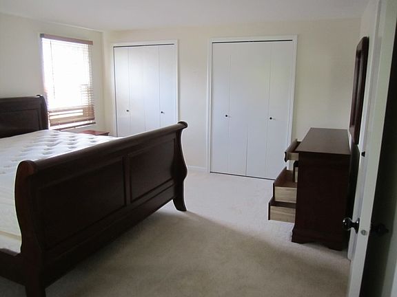 2nd image of 45 Guilford Ln APT 5