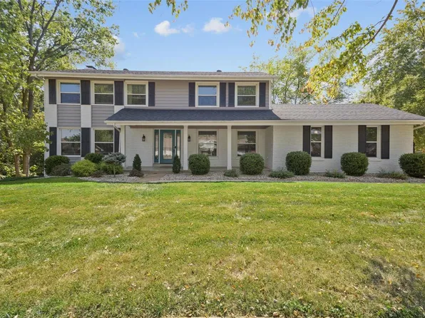 296 Brayhill Ct, Chesterfield, MO 63017