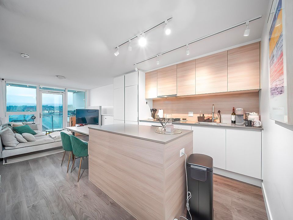 1st image of 988 Quayside Dr #710