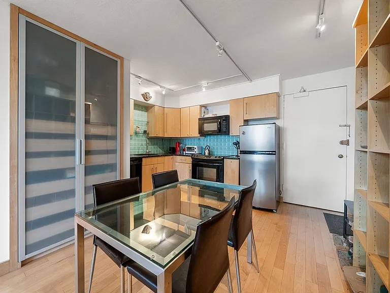 29 Concord Ave #302 — Photo 4