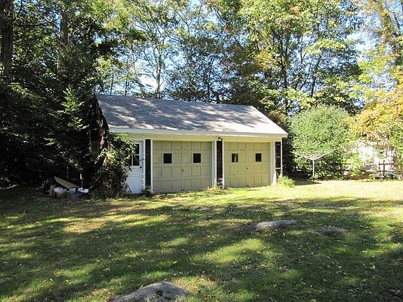 4th image of 712 Lake St