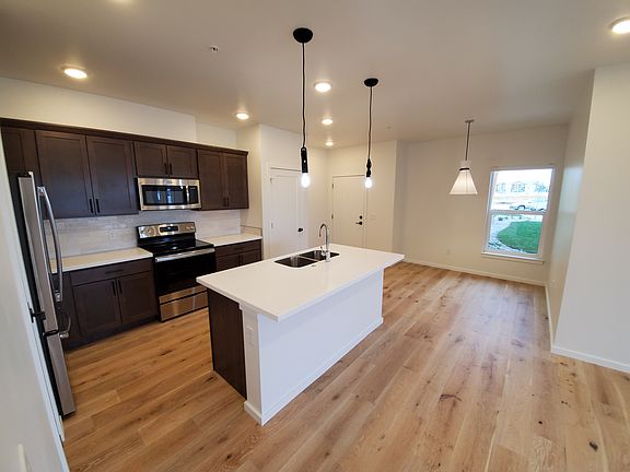 5th image of 2430 Tschache Ln Unit 305