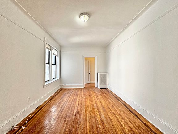 5th image of 22-06 38th St #3A