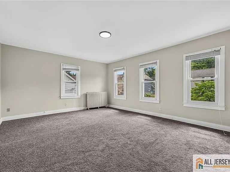 38-40 Brunswick Ave #2 — Photo 1