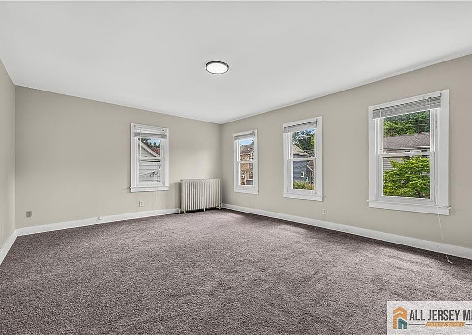 1st image of 38-40 Brunswick Ave #2