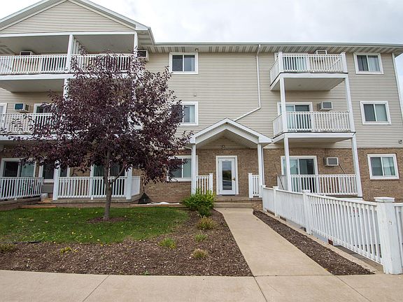 3rd image of 830 E Elm Dr #10602545