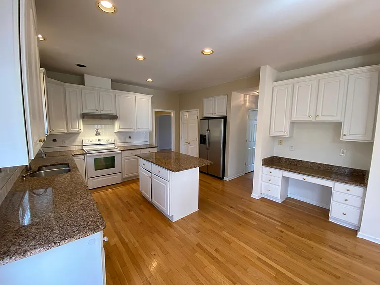 412 Riggsbee Farm Dr — Photo 5