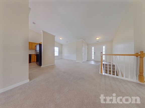 2nd image of 20 Mattie Ln