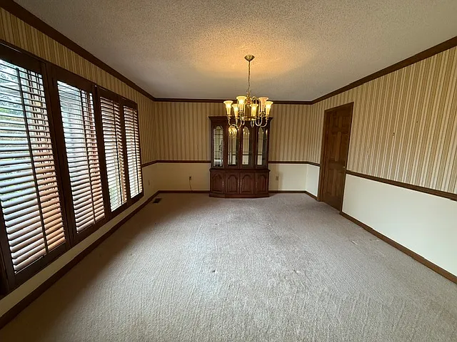 590 Wedgwood Dr — Photo 31