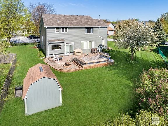 Flowering Trees & Shrubs