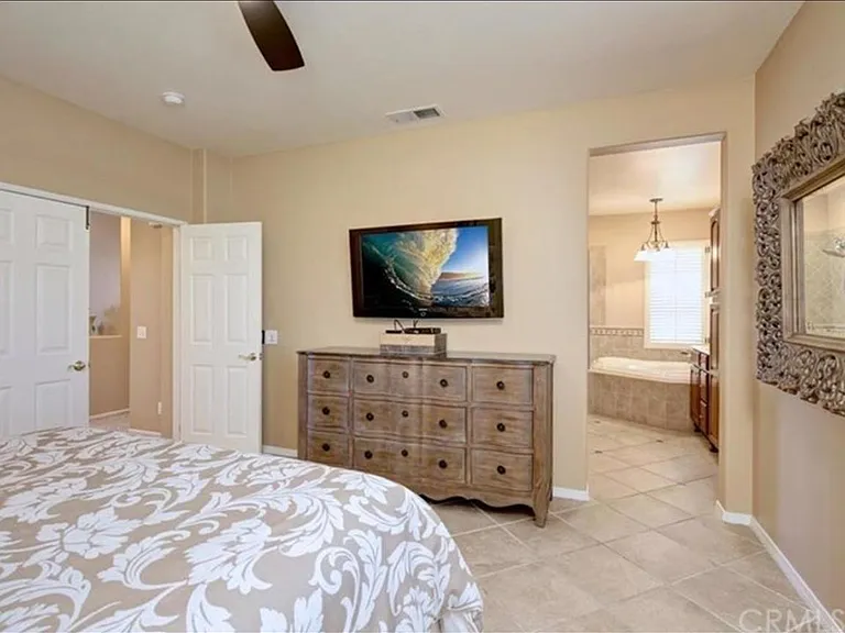 24 Seven Kings Pl — Photo 3