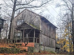 17 Grant Place, Lake Peekskill, NY 10537