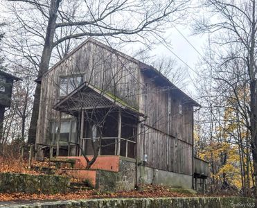 17 Grant Place, Lake Peekskill, NY, 10537