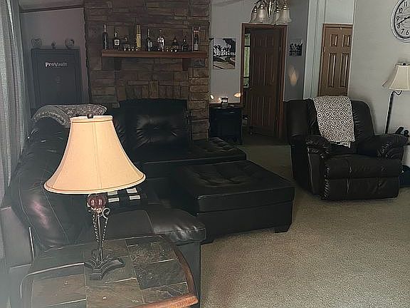 Living room w/wood fireplace