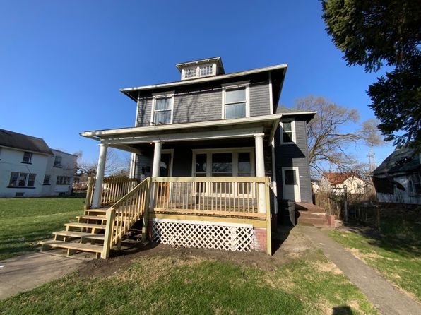 1030 N Walnut St #3, Danville, IL 61832