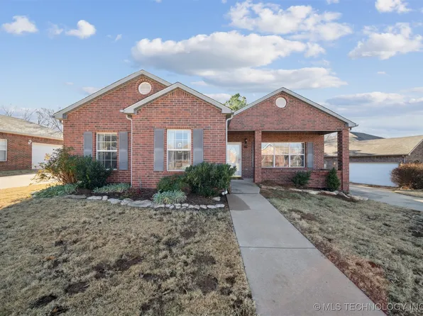 4316 Greentree Way #10-A, Sand Springs, OK 74063