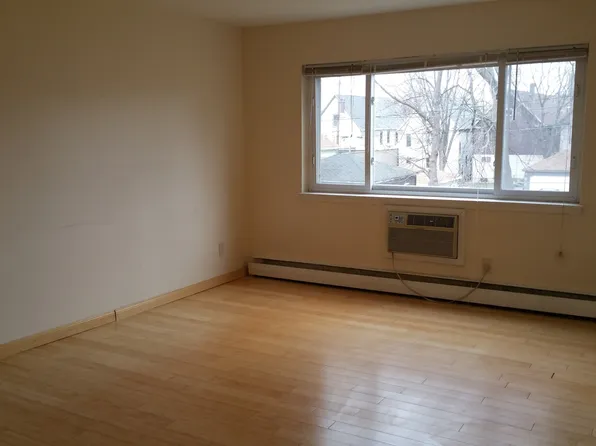 2342 Austin, 2342 S Austin St APT 201, Milwaukee, WI 53207