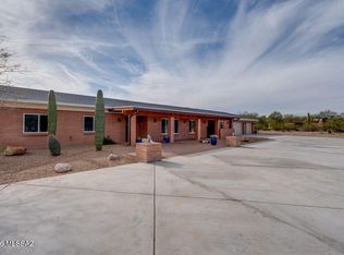 11000 E Roger Rd, Tucson, AZ 85749