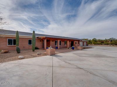 11000 E Roger Rd, Tucson, AZ, 85749