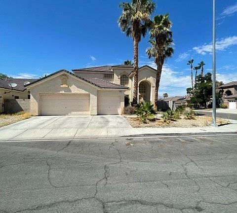 2nd image of 6812 Bottle Sage Ave
