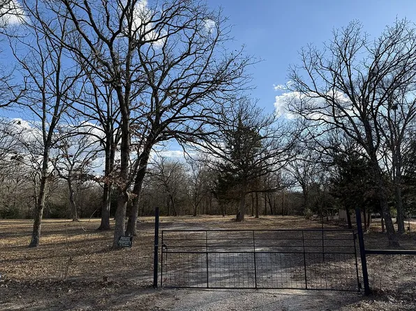 645 County Road 1917, Yantis, TX 75497