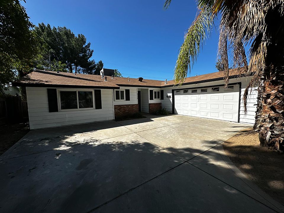 1st image of 4104 E Ashlan Ave